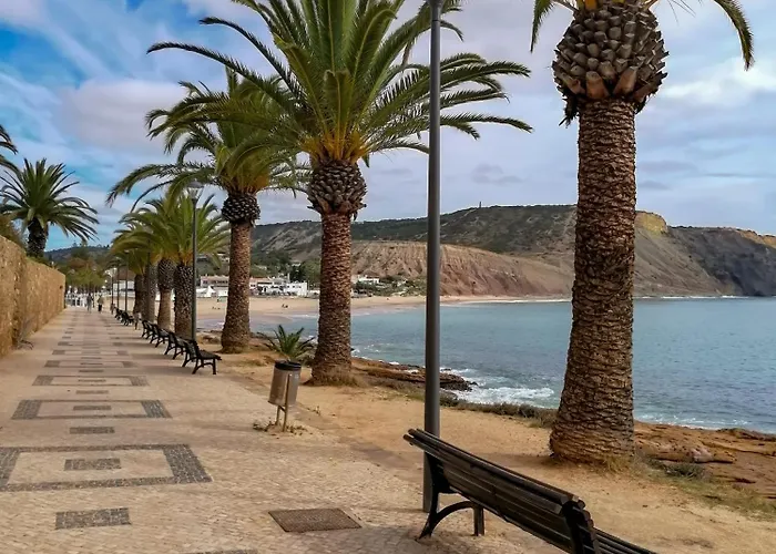 Baia Da Luz- Ground Floor Apartment