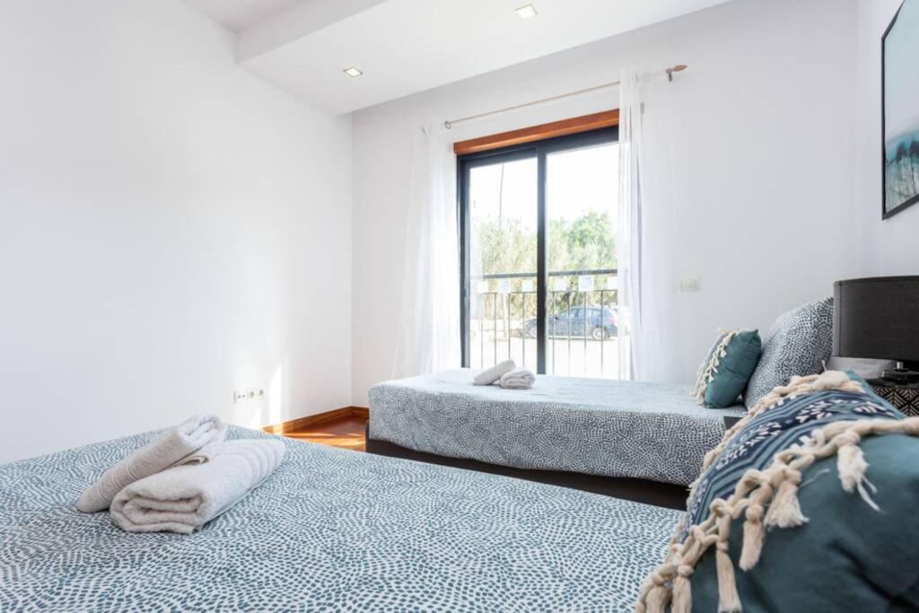 Baia Da Luz- Ground Floor Apartment *