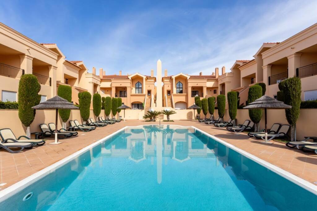 Baia Da Luz- Ground Floor Apartment *